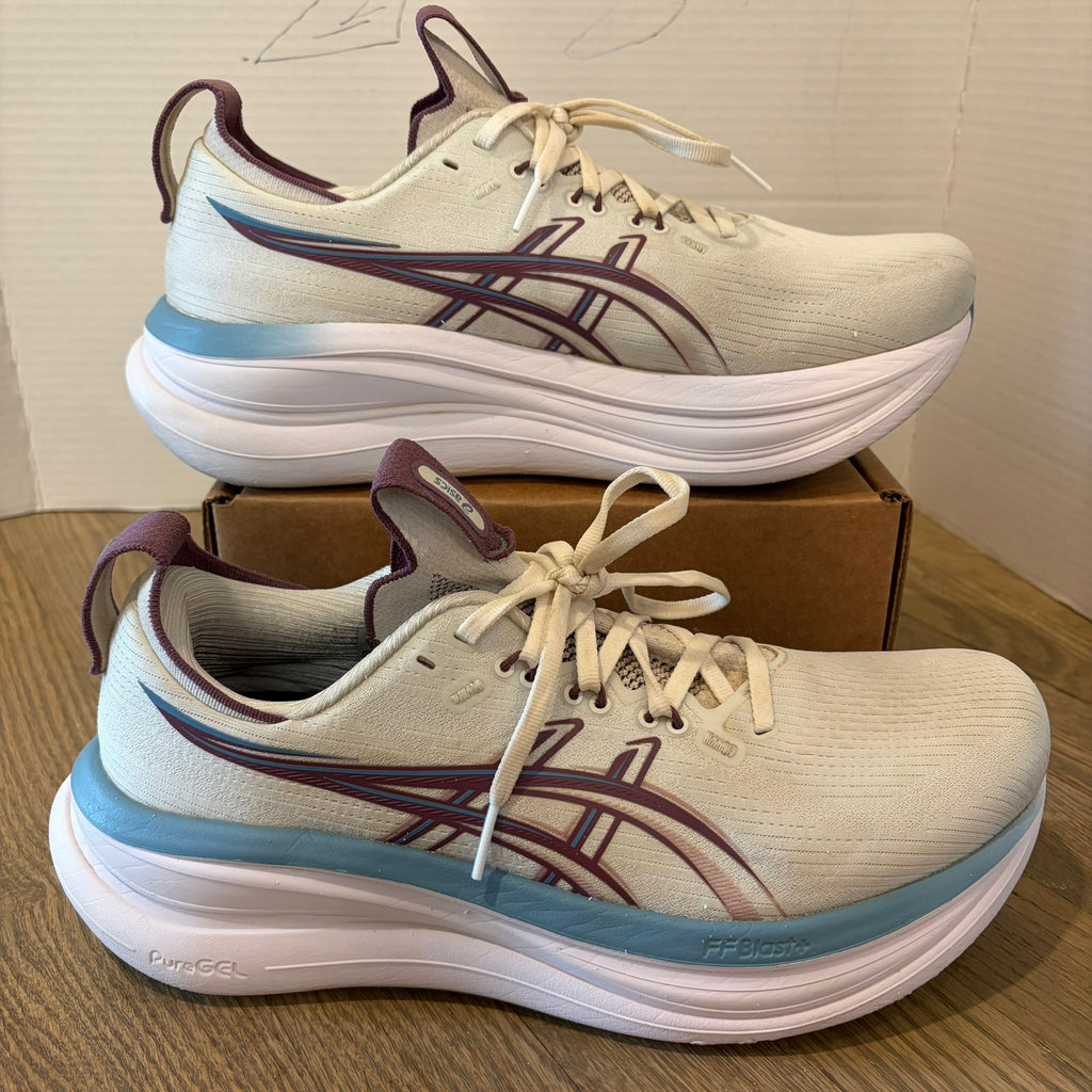 ASICS Nimbus 28