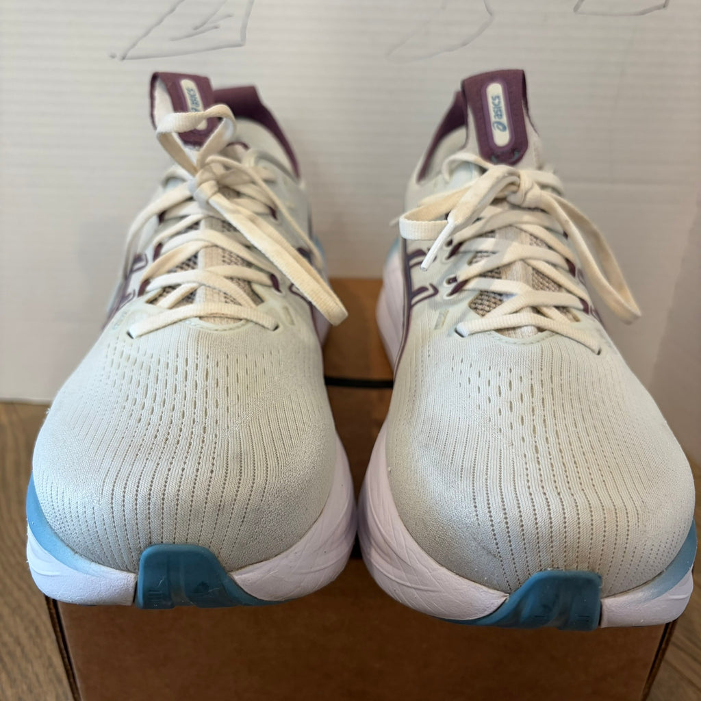 ASICS Nimbus 28