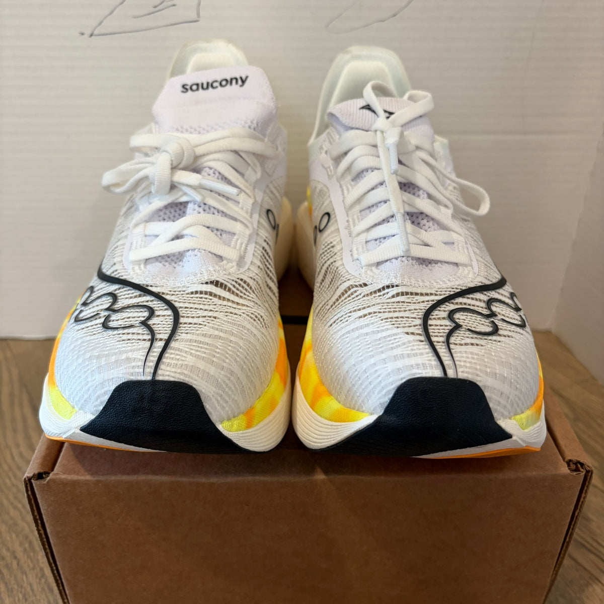 Saucony Endorphin Elite 2