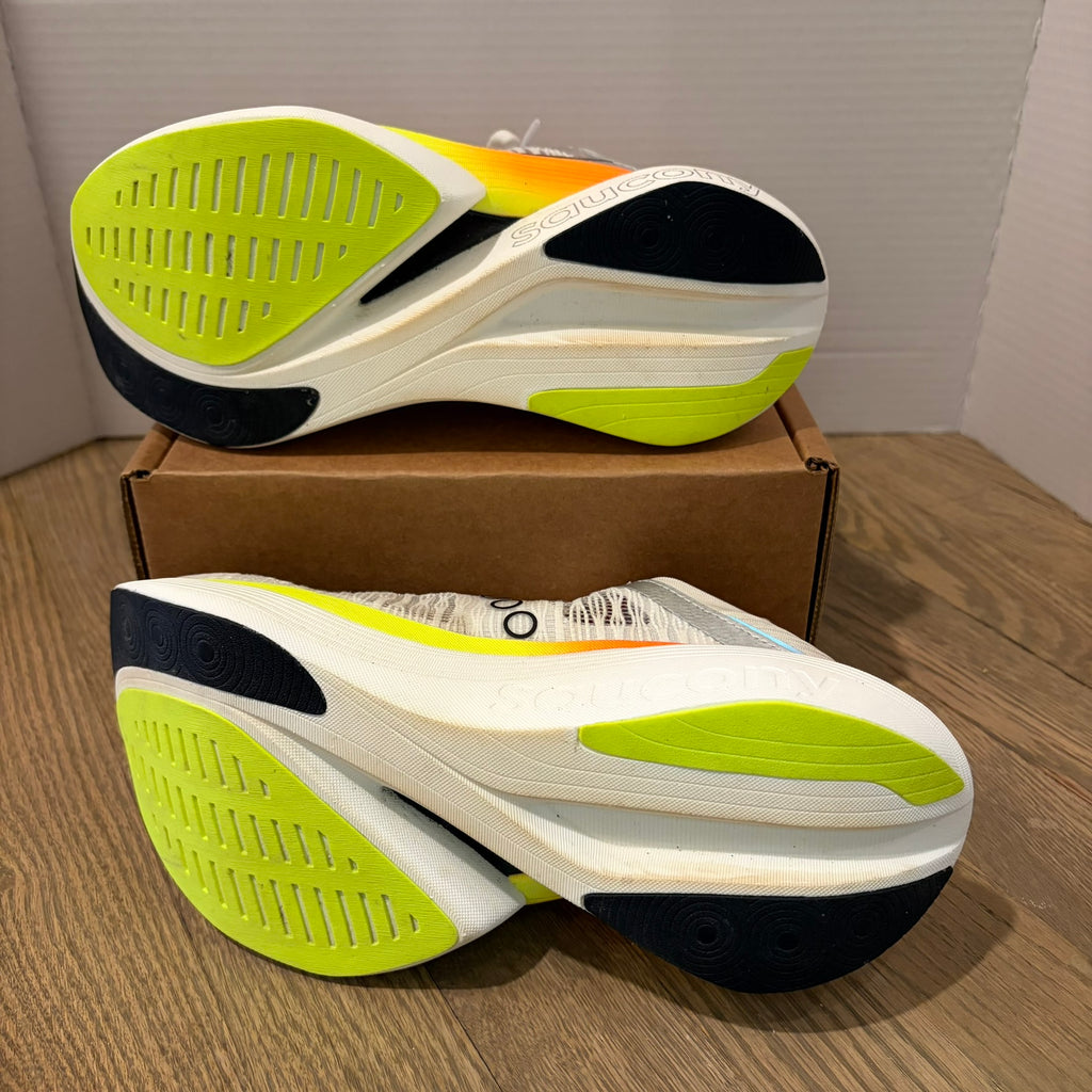 Saucony Endorphin Elite 2
