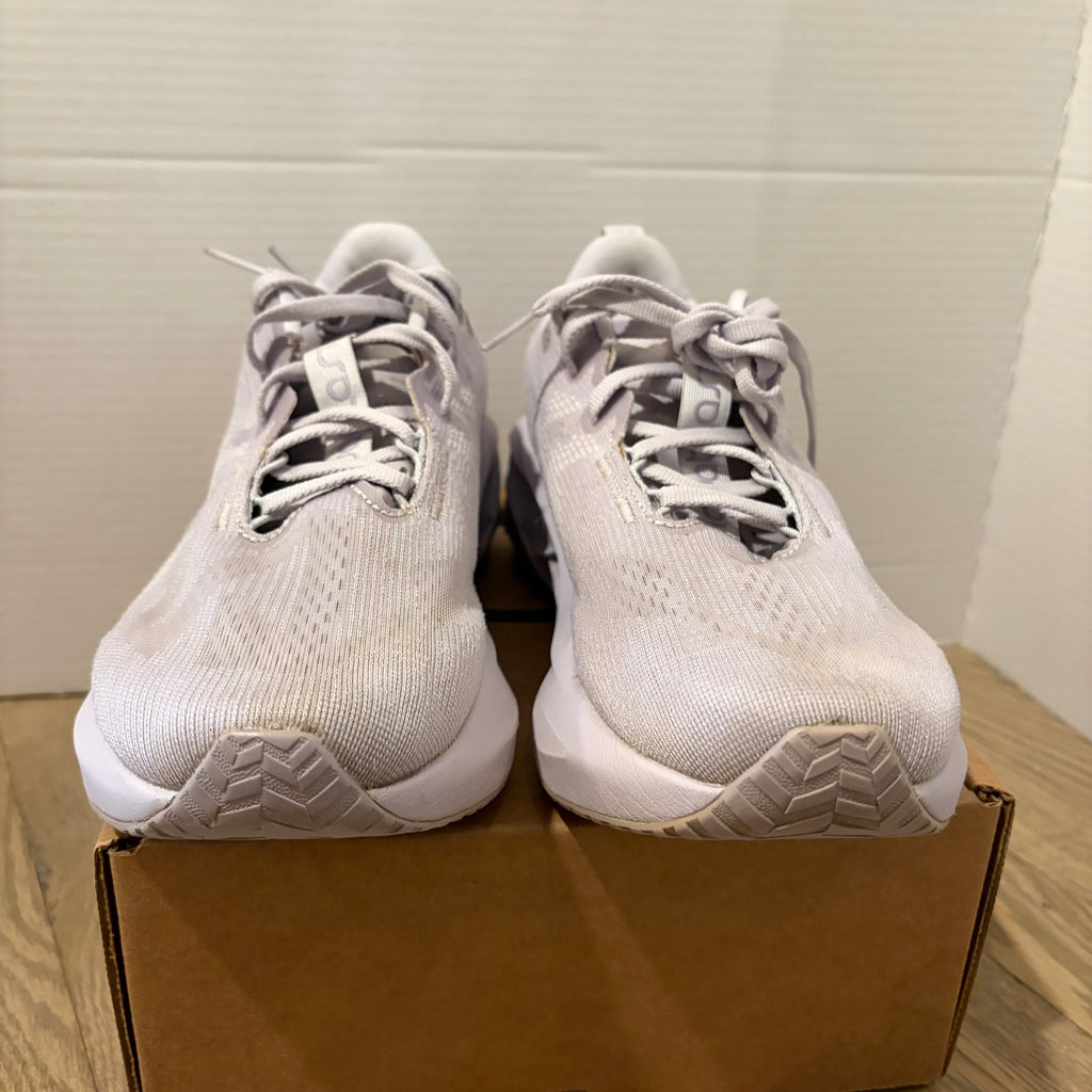 ASICS Novablast 5