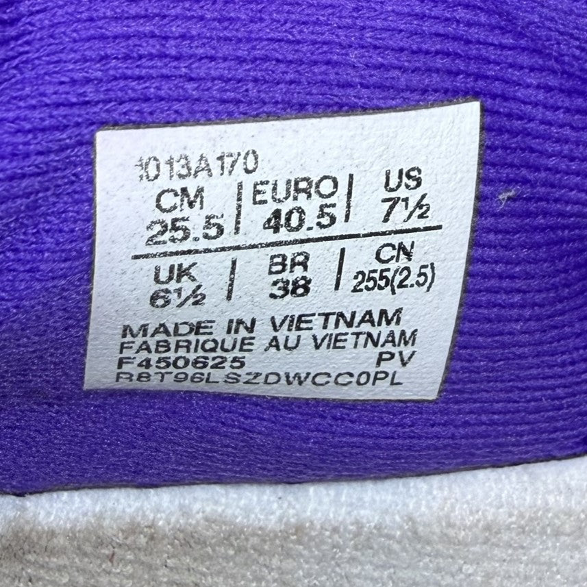ASICS Megablast